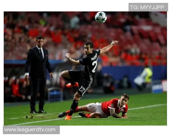 帅气足球明星的魅力瞬间与精彩瞬间全景展示图集